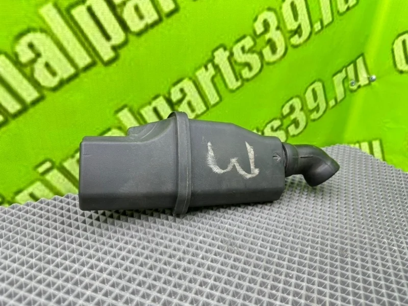 Резонатор воздушного фильтра Mercedes-Benz E-Class 1997 A1121400087 S210 M112 E24