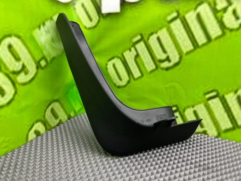 Брызговик Kia Sorento 2012 868702P000 2 XM G4KE 2.4I, задний левый