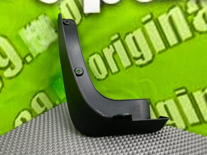 Брызговик Kia Sorento 2012 868702P000 2 XM G4KE 2.4I, задний левый