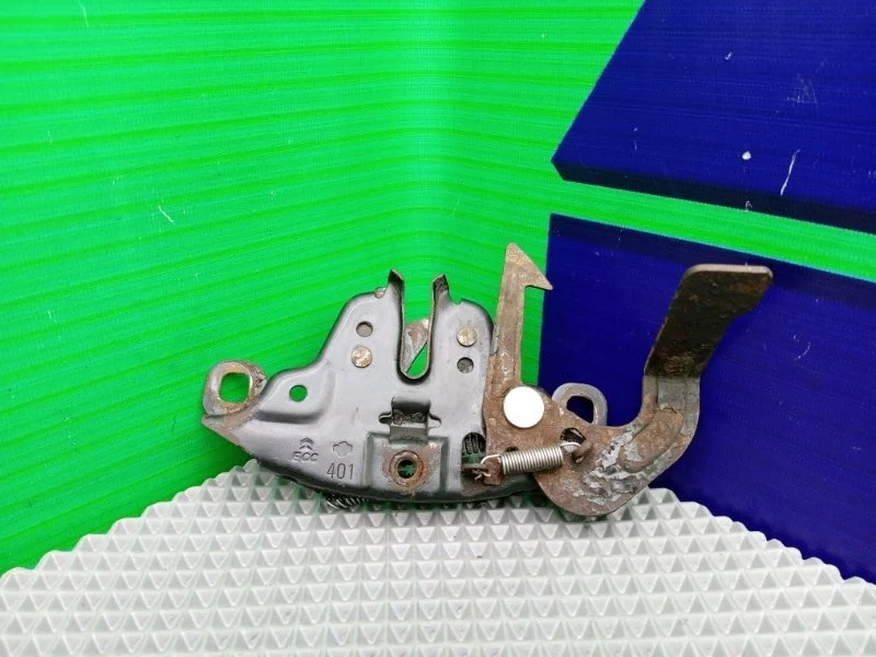 Замок капота Nissan Primera 2004 65601AU800 P12 QR20