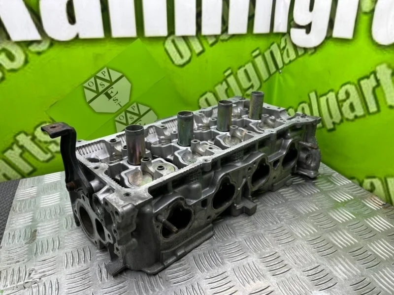 Гбц Nissan Primera 2004 110408H301 P12 QR20