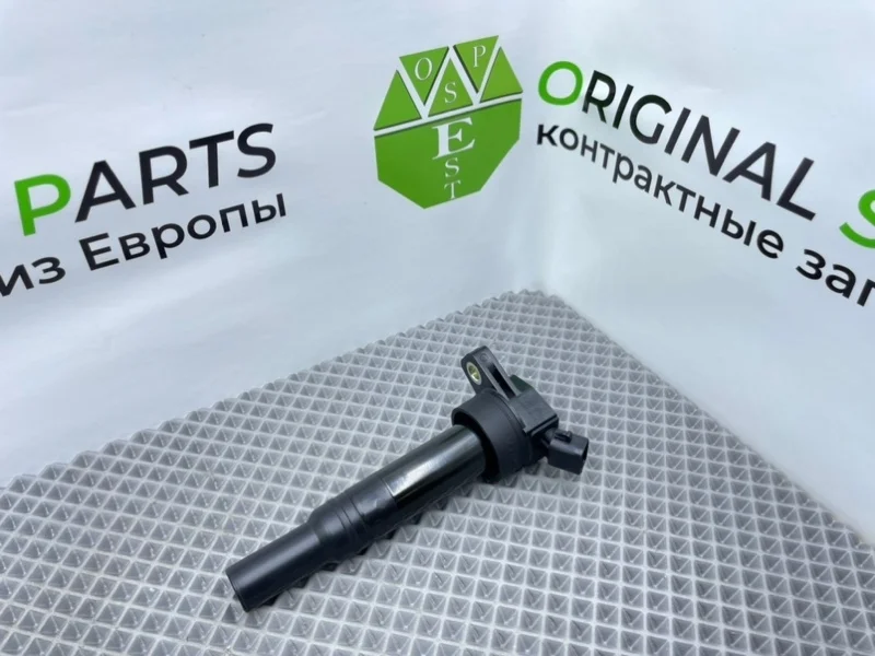 Катушка зажигания Kia Optima 2020 273002E000 4 JF G4KD 2.0I