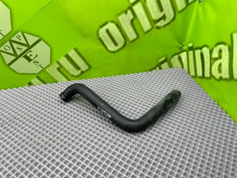Патрубок Mercedes-Benz S-Class 1992 A1408320694 W140 M104.990 3.2