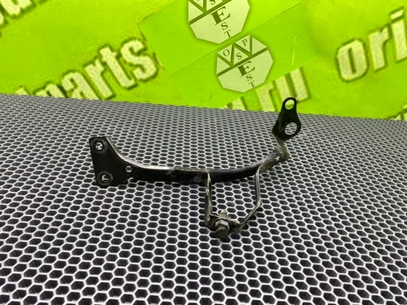 Крепление фары Audi A4 2003 8E0805537 B6 8E5 BDV 2.4I, переднее левое