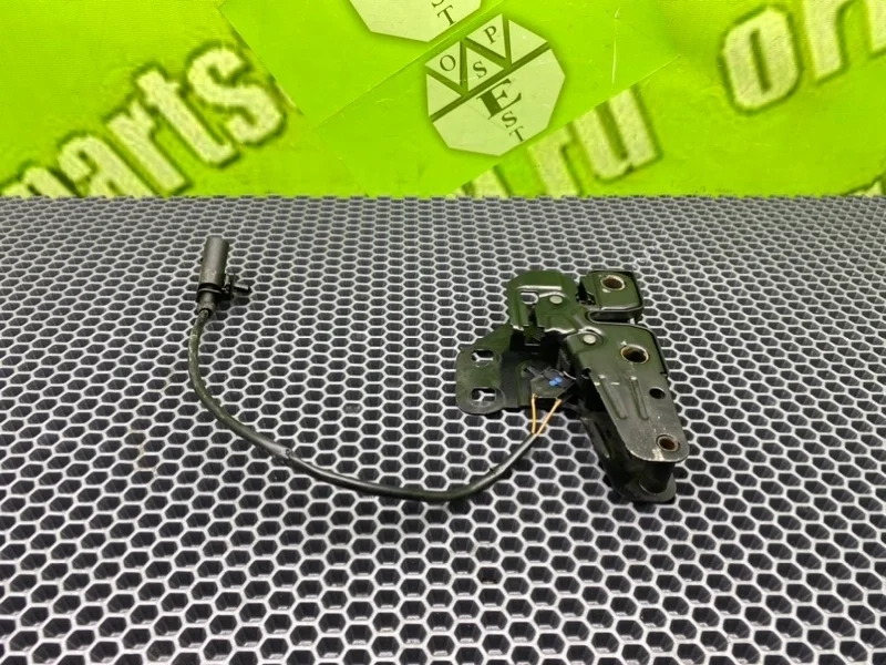 Замок капота Audi A4 2003 8E0823509 B6 8E5 BDV 2.4I, передний