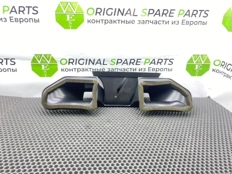 Воздуховод Audi A4 2003 8E1819389 B6 8E5 BDV 2.4I