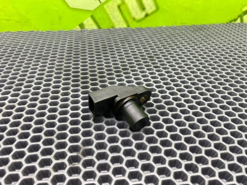 Датчик распредвала Bmw 5-Series 2005 13627792256 E60 M57D25