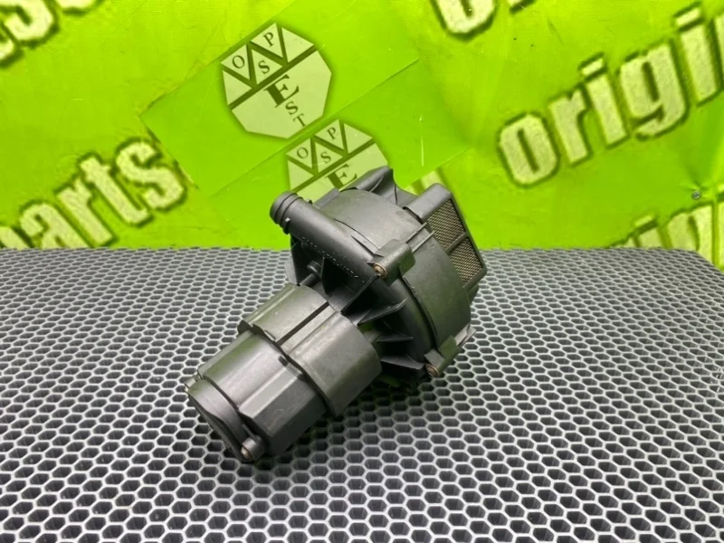 Компрессор продувки Mercedes-Benz CLK-Class 2001 A0001403785 W208 M113