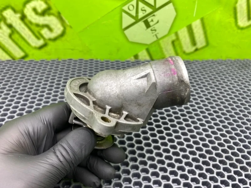 Фланец системы охлаждения Mercedes-Benz E-class 1997 A1122030275 S210 M112 E24