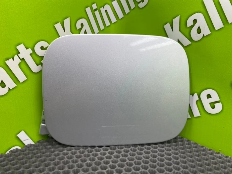 Лючок бензобака Audi A6 2004 4B0809905 C5 AVANT BDH 2.5TDI