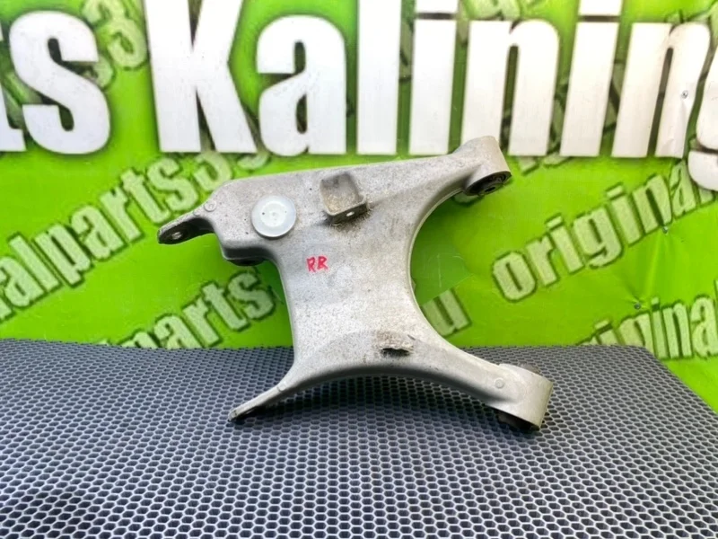 Рычаг Bmw 5-Series 2002 33321093724 E39 TOURING M57D25, задний правый