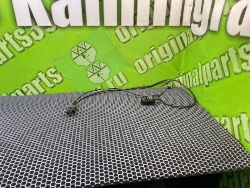 Датчик ABS Audi A6 2004 4B0927807L C5 AVANT BDH 2.5TDI, задний левый