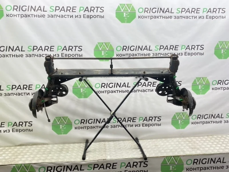 Балка подвески Audi A6 2004 4B0500051H C5 AVANT BDH 2.5TDI, задняя