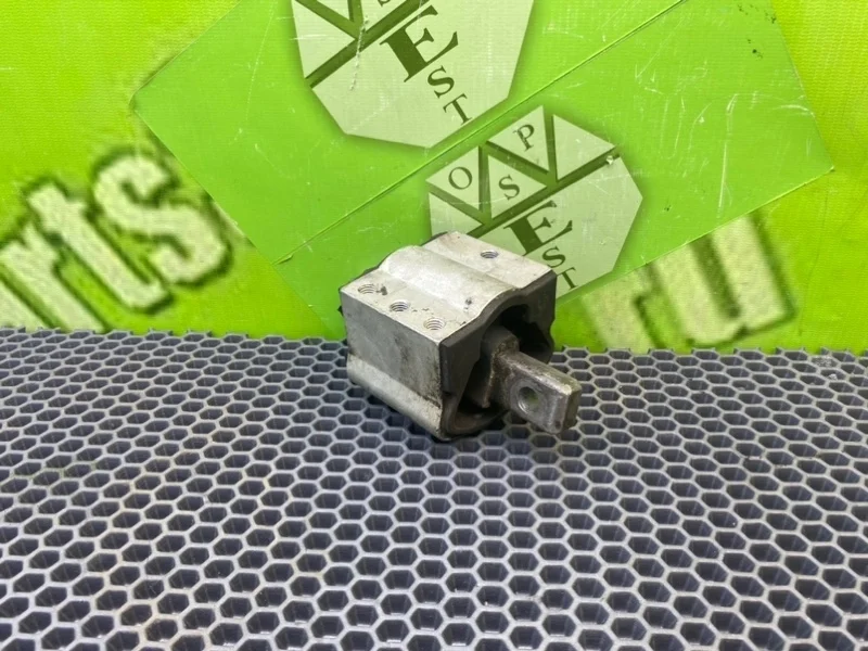 Подушка АКПП Mercedes-Benz C-Class 2002 A2122400418 W203 OM611.962 2.2 CDI