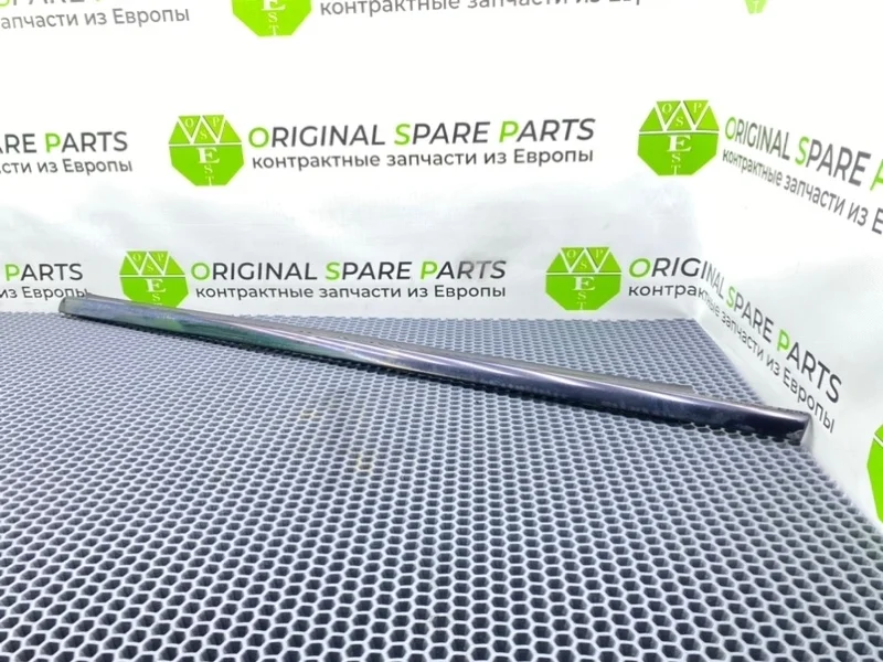 Молдинг стекла Mercedes-Benz C-Class 2002 A2036901380 W203 OM611.962 2.2 CDI, передний левый