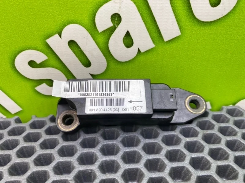 Датчик удара Mercedes-Benz C-Class 2002 A0018204426 W203 OM611.962 2.2 CDI