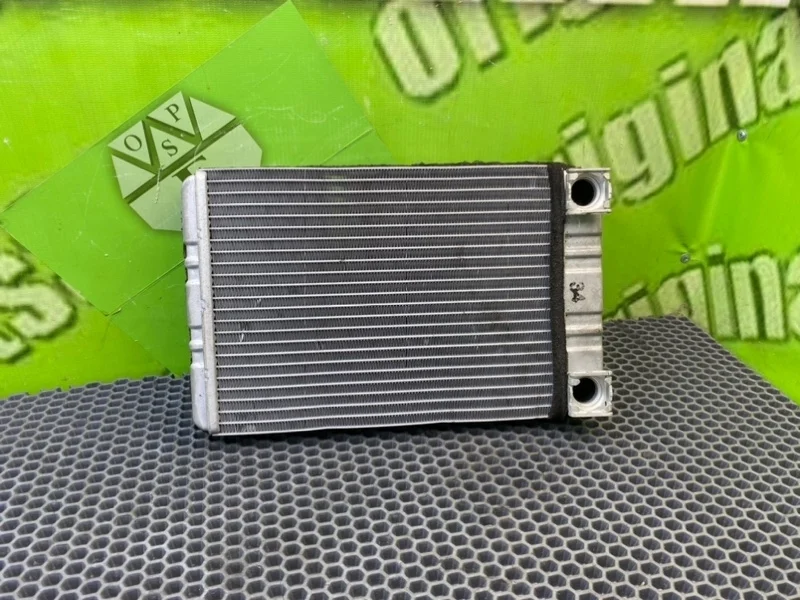 Радиатор печки Mercedes-Benz C-Class 2002 A2038300161 W203 OM611.962 2.2 CDI