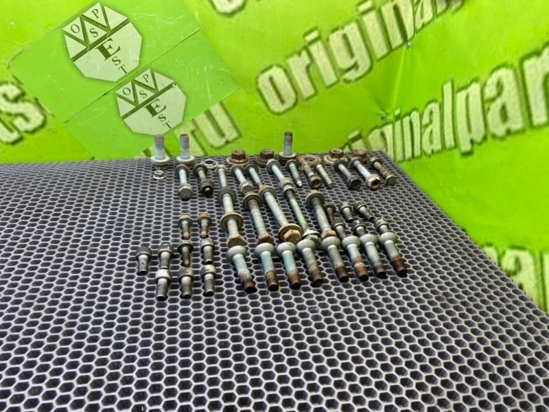 Болты подвески Audi A6 2005 N91001202 C6 (4F2) BDW 2.4I, передние