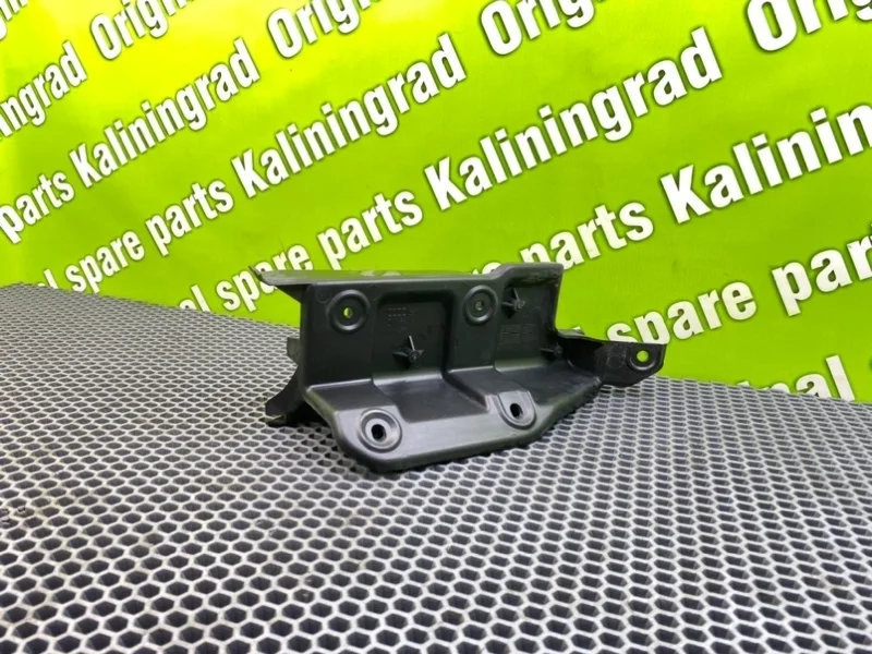 Кронштейн бампера Audi A6 2005 4F5807879 C6 (4F2) BDW 2.4I, задний левый