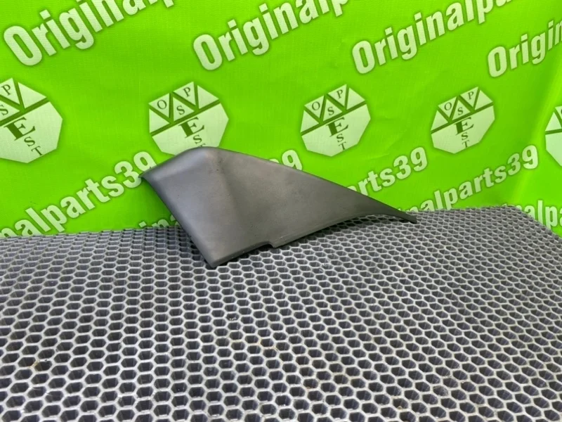 Накладка двери Audi A6 2005 4F0858706B C6 (4F2) BDW 2.4I, передняя правая