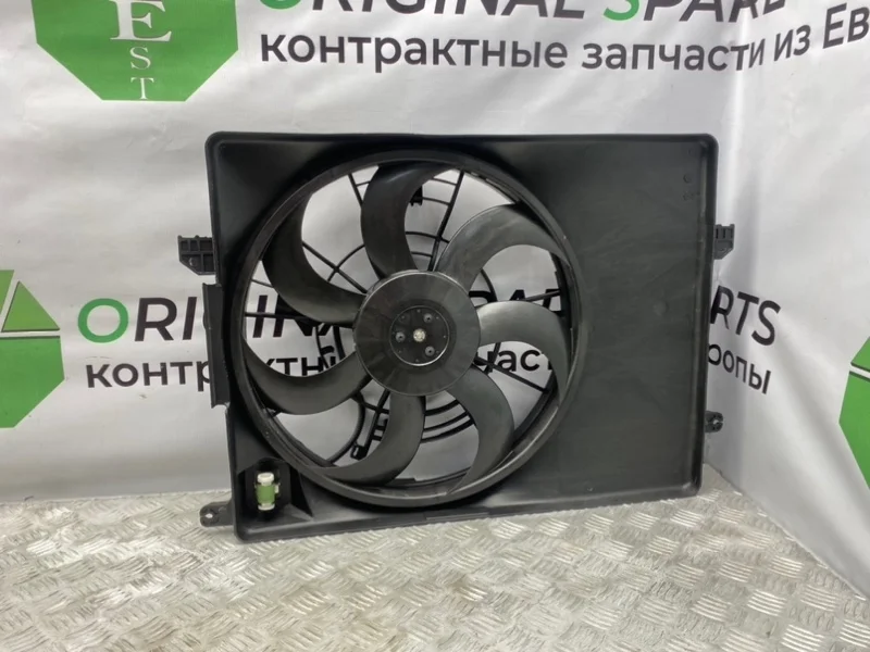 Вентилятор радиатора Kia Sportage 2012 253802S500 3 SL G4KE 2.4I