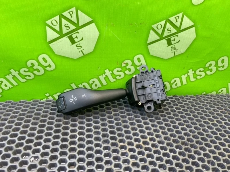Подрулевой переключатель поворотников Bmw X3 2005 61318363662 E83 M54B30