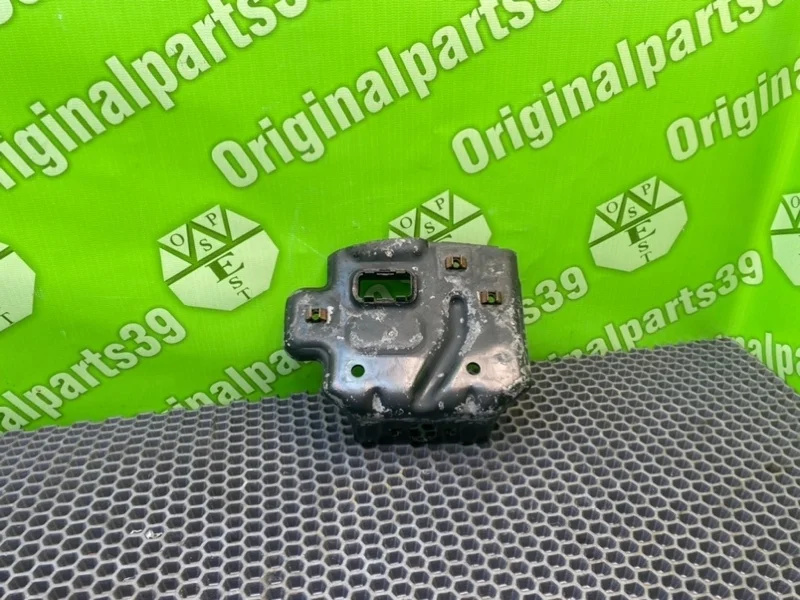 Кронштейн замка капота Bmw X3 2005 51713403606 E83 M54B30