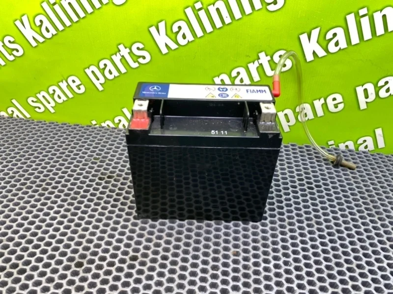 Аккумулятор Mercedes-Benz C-Class 2012 A2115410001 S204 OM651.911 2.2 CDI