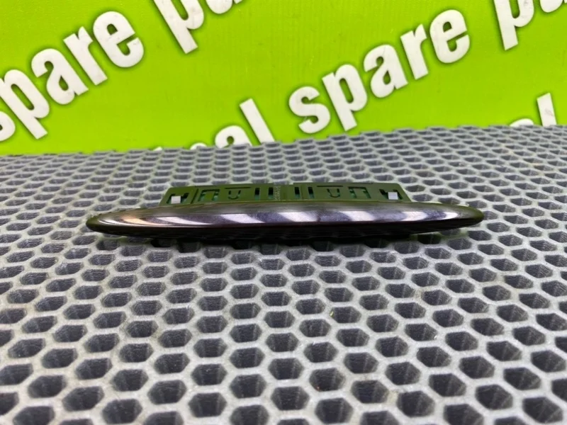 Дисплей парктроников Mercedes-Benz C-Class 2012 A2465420023 S204 OM651.911 2.2 CDI, передний