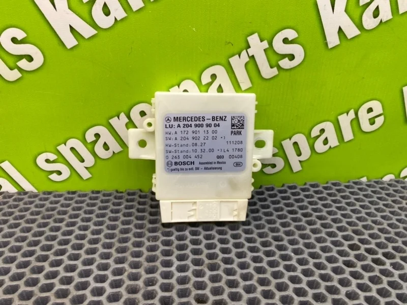 Блок парктроников Mercedes-Benz C-Class 2012 A2049009004 S204 OM651.911 2.2 CDI