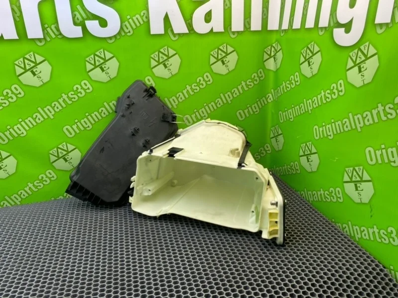 Корпус блока предохранителей Mercedes-Benz C-Class 2012 A2045400024 S204 OM651.911 2.2 CDI