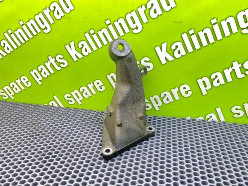 Кронштейн двигателя Bmw 3-Series 1999 22111094652 E46 M43B16 1.9I, правый