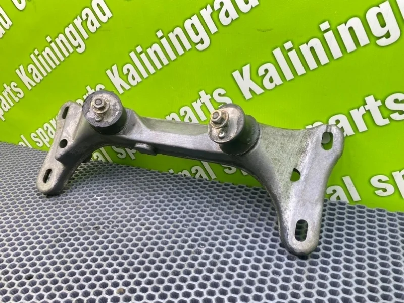 Кронштейн МКПП Bmw 3-Series 1999 22316768555 E46 M43B16 1.9I