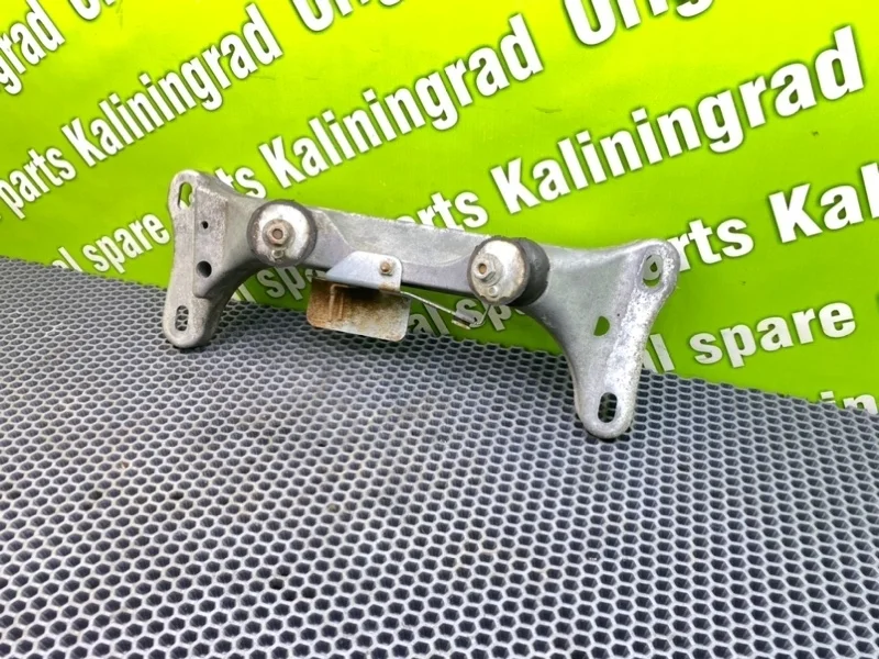 Кронштейн МКПП Bmw 3-Series 2004 22316768555 E46 TOURING N46B20A 1.8I