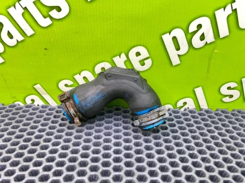 Патрубок системы охлаждения Mercedes-Benz C-Class 2012 A6512031482 S204 OM651.911 2.2 CDI