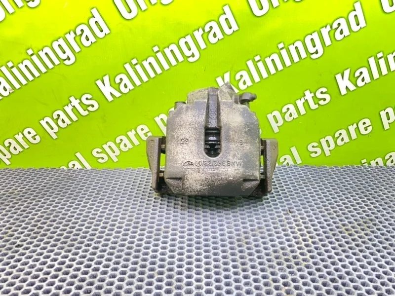 Суппорт Bmw 5-Series 2001 34111163385 E39 TOURING M57D25 256D1, передний левый