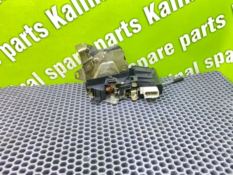 Замок двери Bmw 5-Series 1999 51228125672 E39 M52B20TU 206S4, задний правый