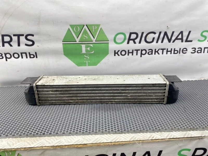 Интеркулер Bmw 5-Series 2001 17512247359 E39 TOURING M57D25 256D1