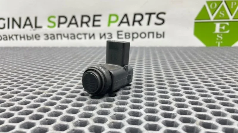 Парктроник Volkswagen Touareg 2005 1U0919275 7LA AYH 5.0 TDI, передний