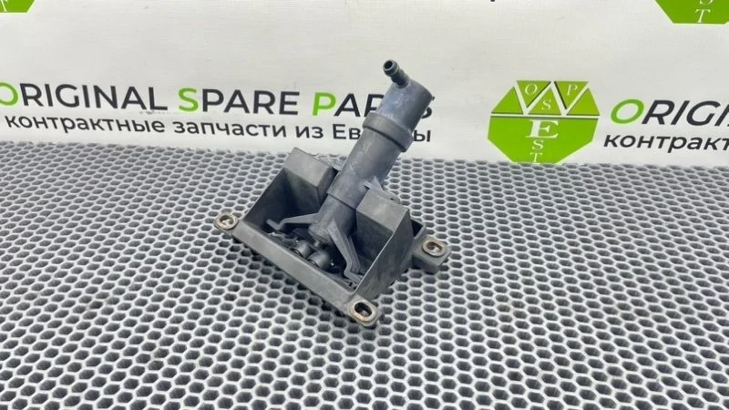 Форсунка омывателя фар Volkswagen Touareg 2005 7L6955978 7LA AYH 5.0 TDI, передняя левая