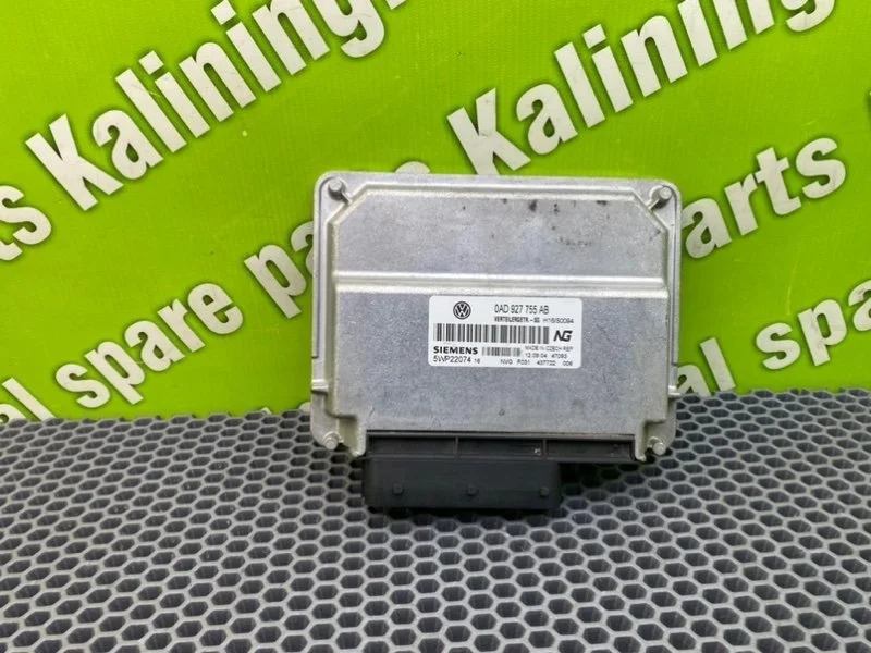 Блок управления раздаточной коробкой Volkswagen Touareg 2005 0AD927755AB 7LA AYH 5.0 TDI