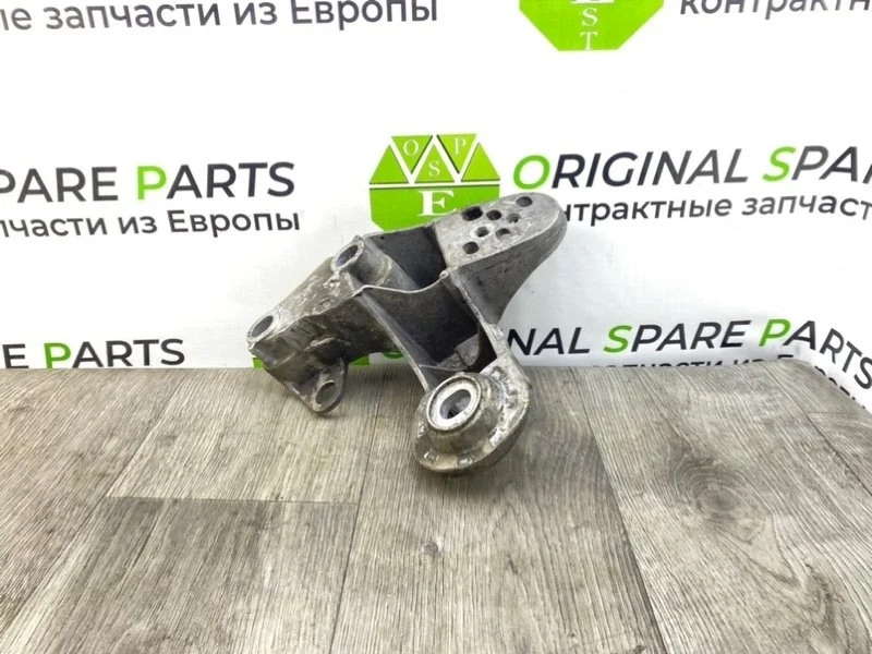 Кронштейн опоры двигателя Audi A6 2004 8E0199351F C5 AVANT QUATTRO BAU 2.5 TDI, левый