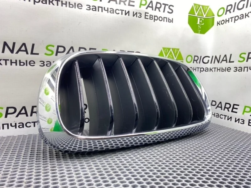 Решетка радиатора BMW X5 2016 51137303105 F15 N57D30, левая