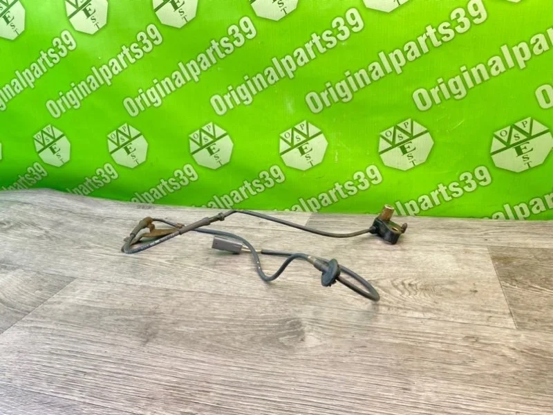 Датчик ABS Mazda MPV 2001 LC704370XB LW5W GY-DE 2.5, передний правый