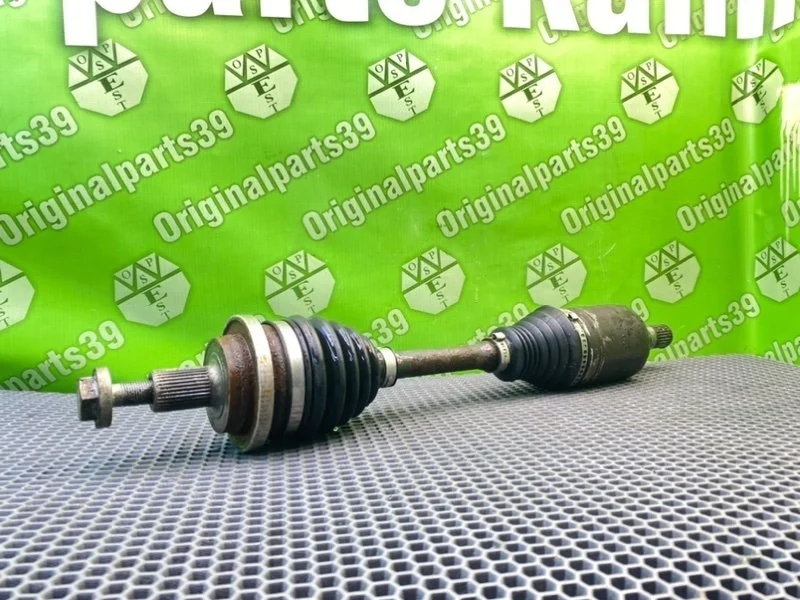 Полуось Mercedes-Benz C-Class 2002 A2033300801 S203 4MATIC M112.953 3.2, передний правый