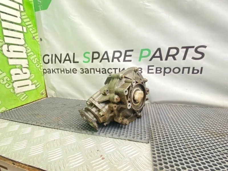 Редуктор Mercedes-Benz C-Class 2002 A2103350001 S203 4MATIC M112.953 3.2, передний