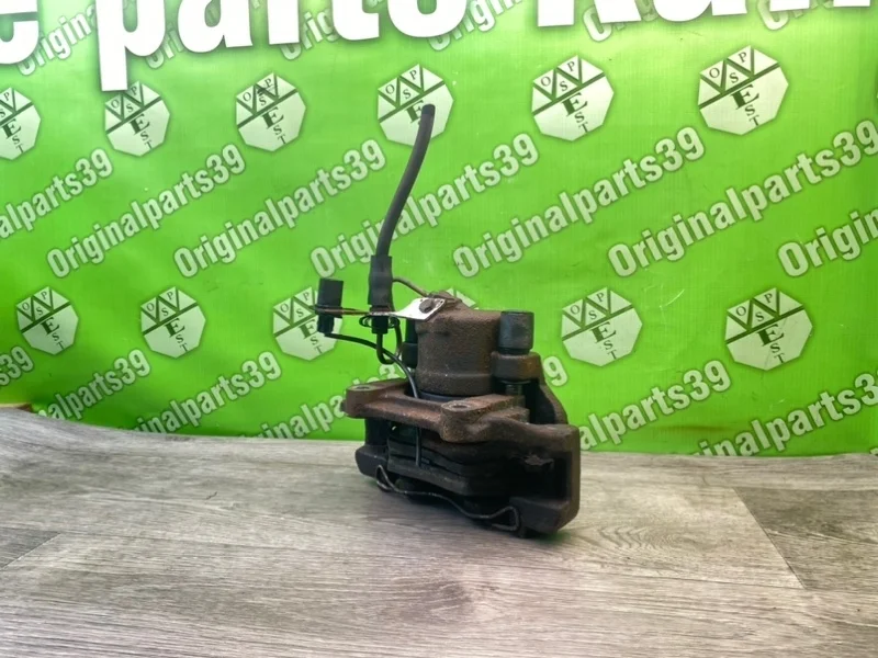 Суппорт Audi A6 1997 8E0615124A C5 QUATTRO ALF 2.4I, передний правый