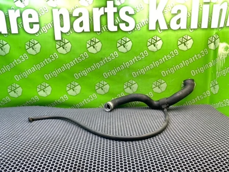 Патрубок радиатора Mercedes-Benz C-Class 2002 A2035010782 S203 4MATIC M112.953 3.2