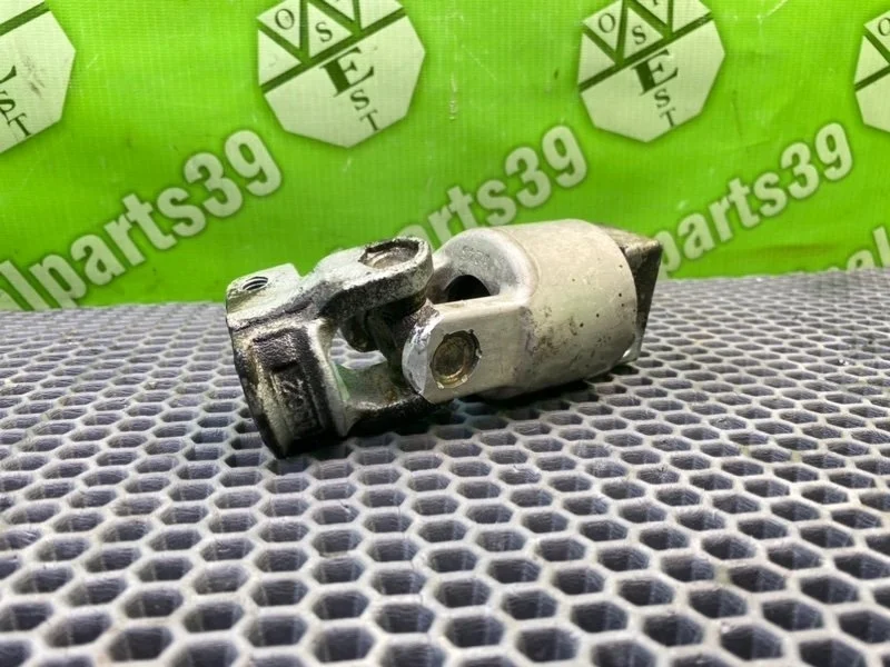 Рулевой карданчик Mercedes-Benz C-Class 2002 A2034620278 S203 4MATIC M112.953 3.2