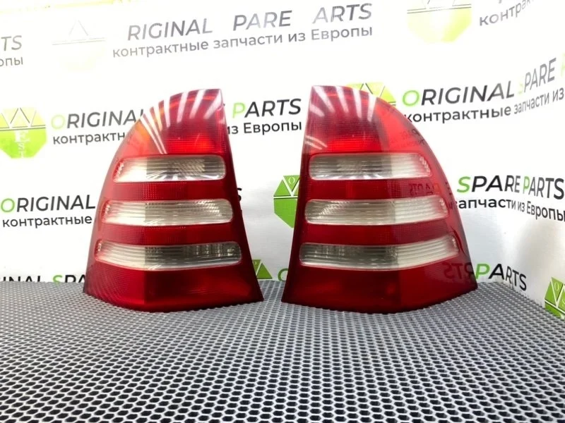 Фонари Mercedes-Benz C-Class 2002 A2038201164 S203 4MATIC M112.953 3.2, задние